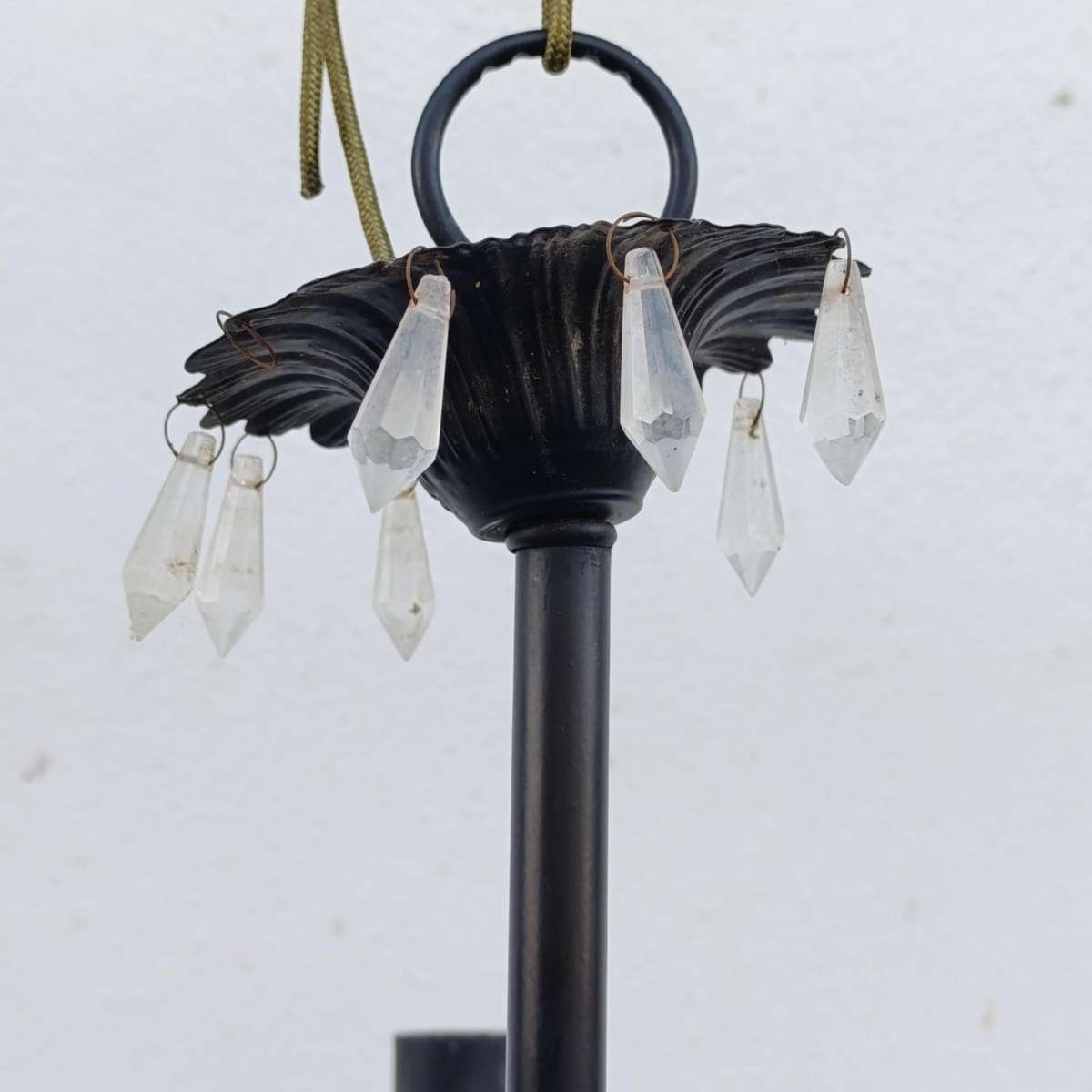 Crystal chandelier with 3 arms