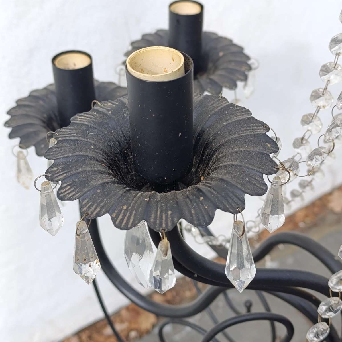 Large Crystal chandelier with 9 arms - one fitting broken - Collection only