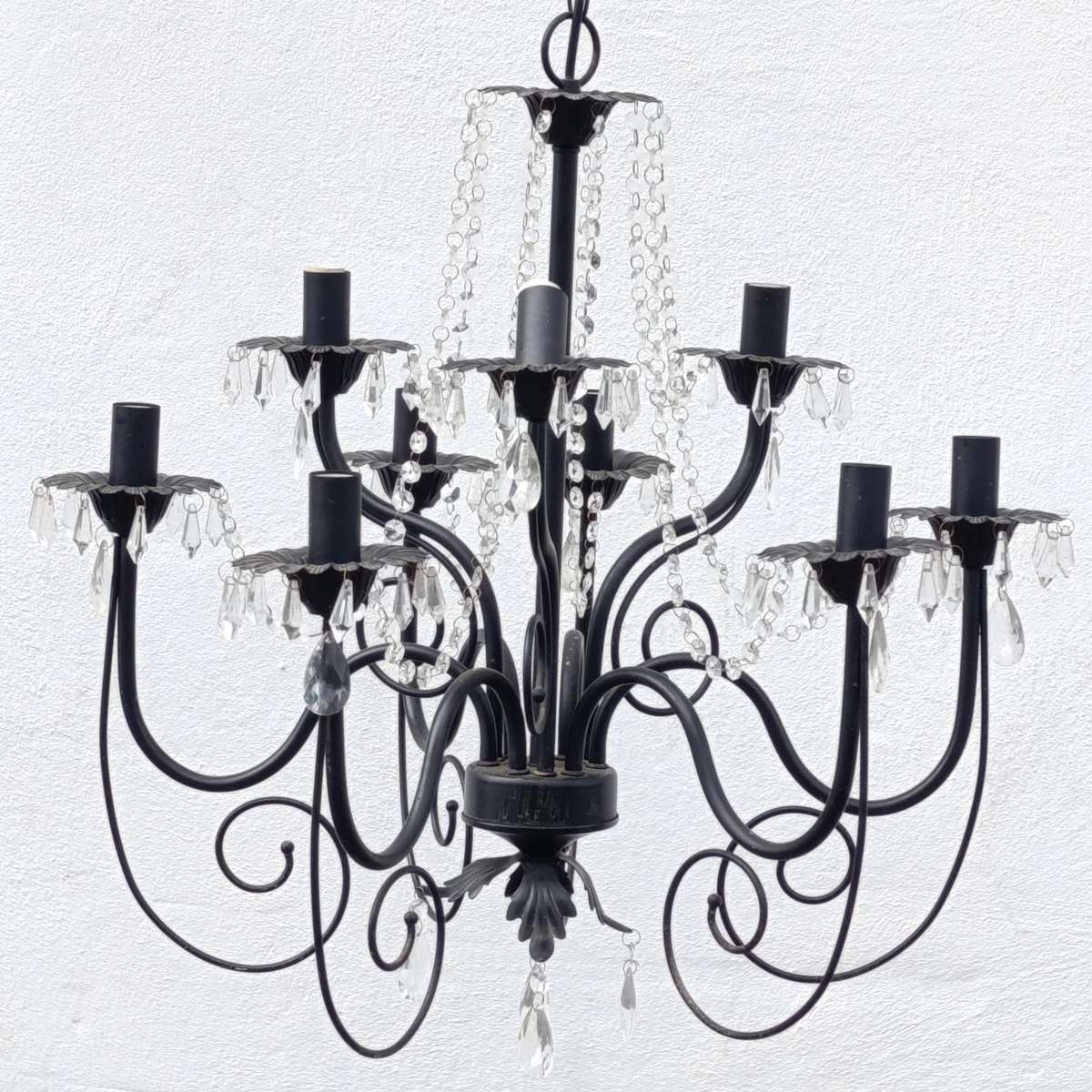 Large Crystal chandelier with 9 arms - one fitting broken - Collection only