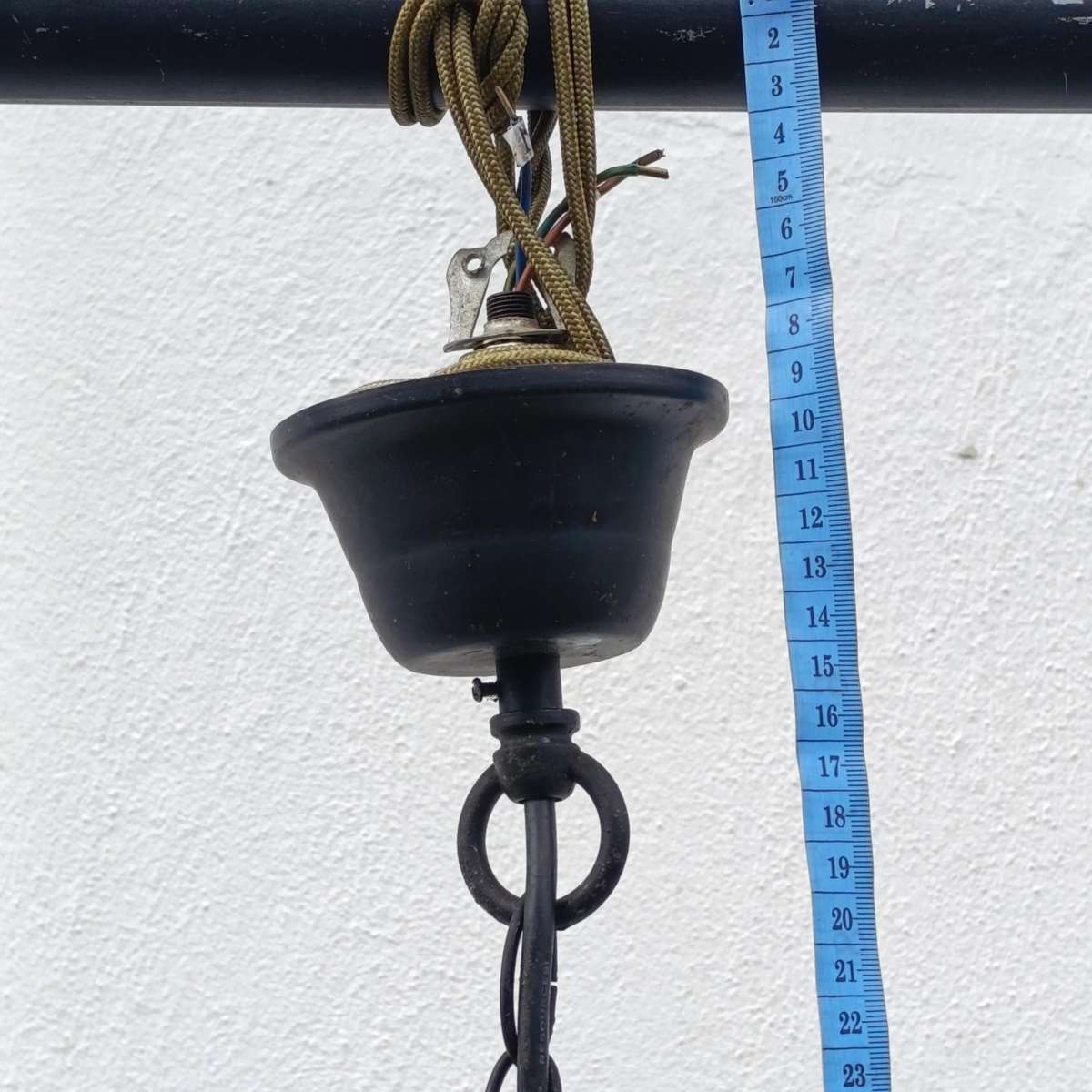 Large Crystal chandelier with 9 arms - one fitting broken - Collection only