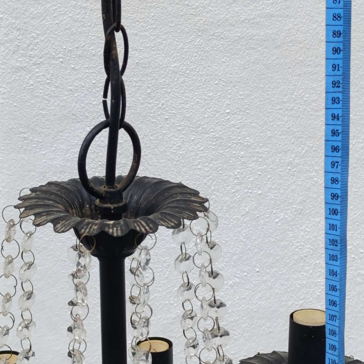 Large Crystal chandelier with 9 arms - one fitting broken - Collection only