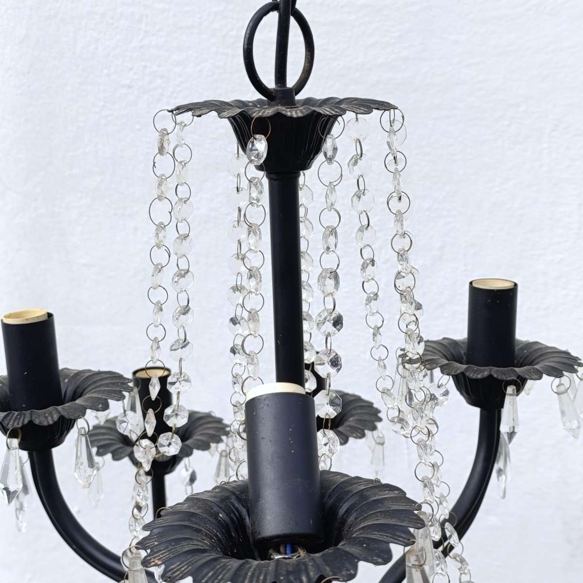 Large Crystal chandelier with 9 arms - one fitting broken - Collection only