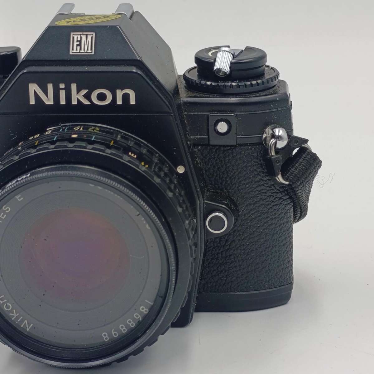 Vintage Nikon M90 35mm film camera with Nikon Series E 1:1.8 50mm lens - shutter firing