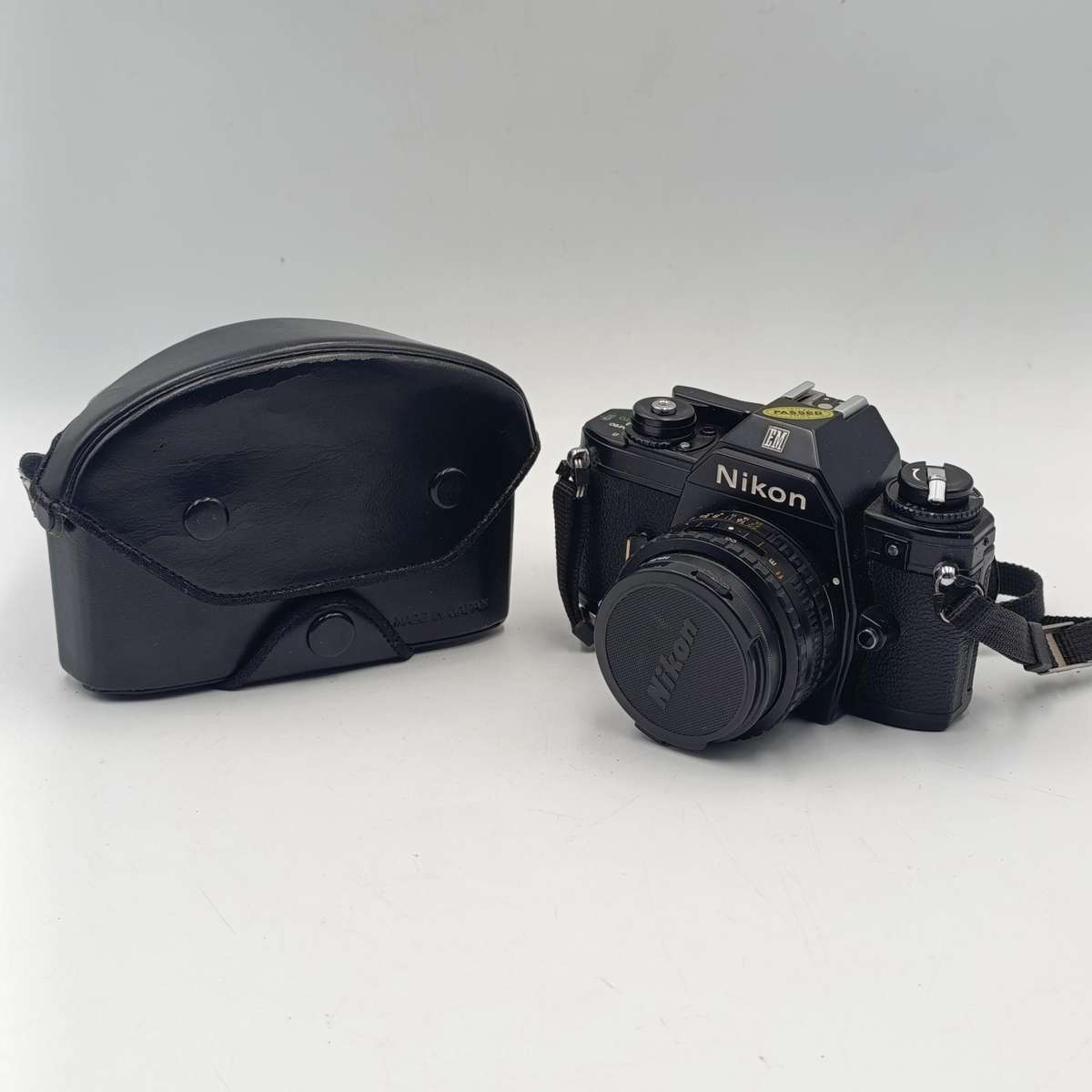 Vintage Nikon M90 35mm film camera with Nikon Series E 1:1.8 50mm lens - shutter firing