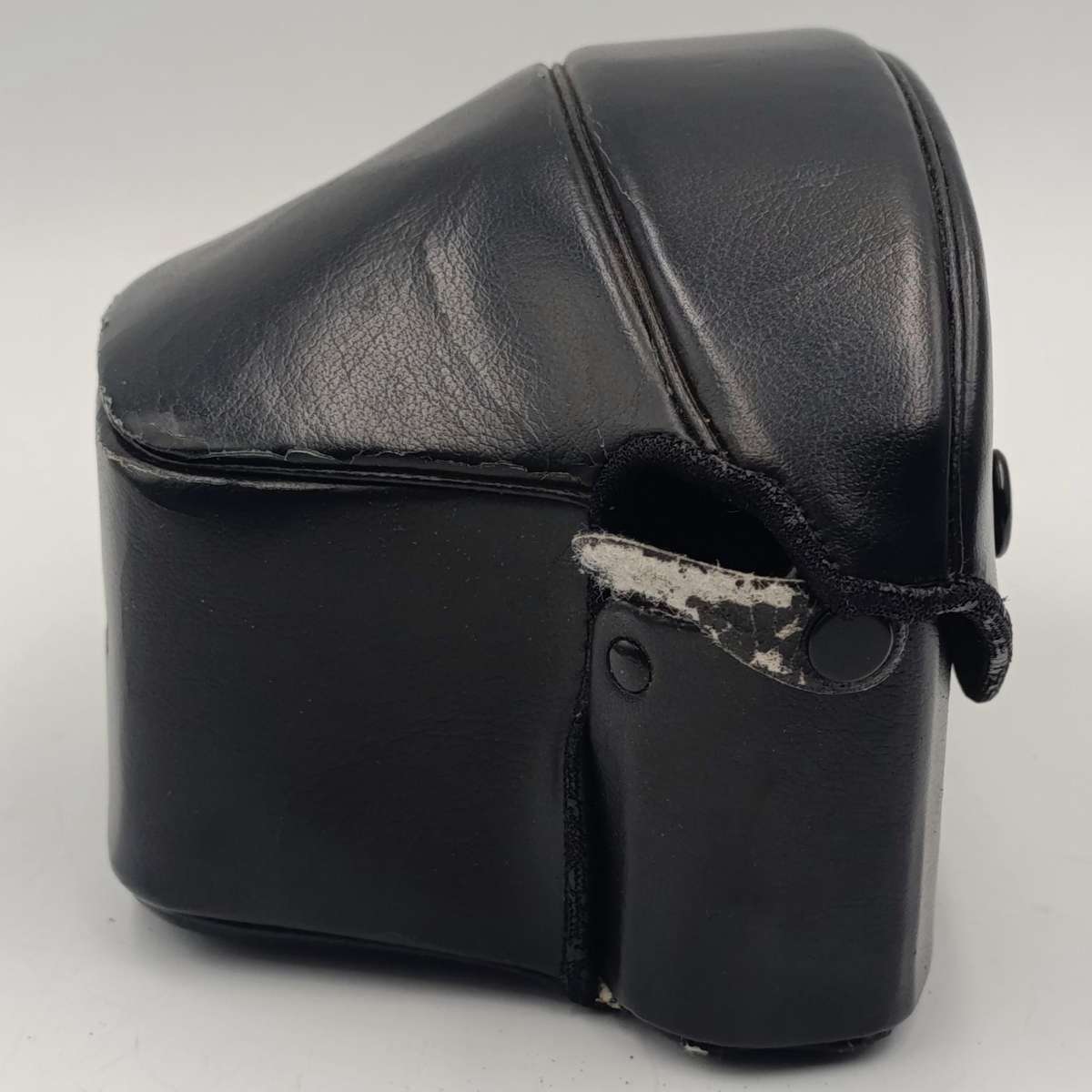 Vintage Nikon M90 35mm film camera with Nikon Series E 1:1.8 50mm lens - shutter firing