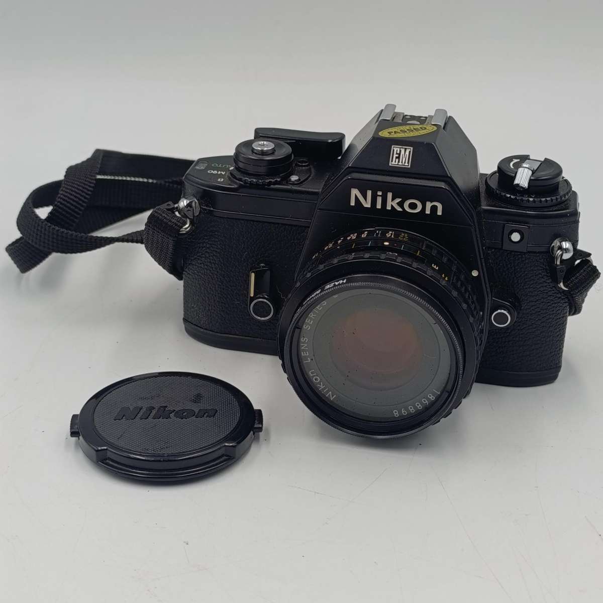 Vintage Nikon M90 35mm film camera with Nikon Series E 1:1.8 50mm lens - shutter firing