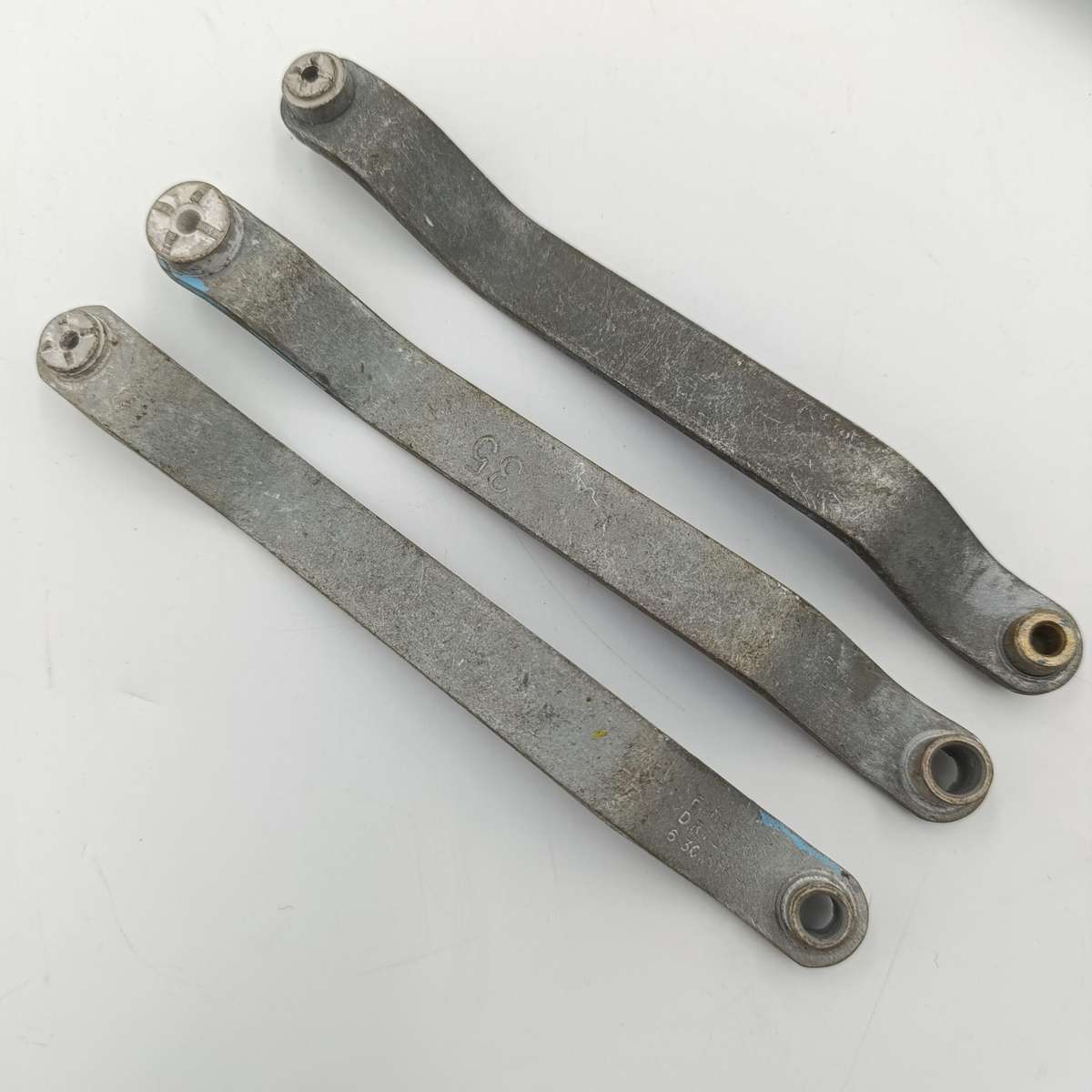 Set of 6 Bolt removal tools for drill