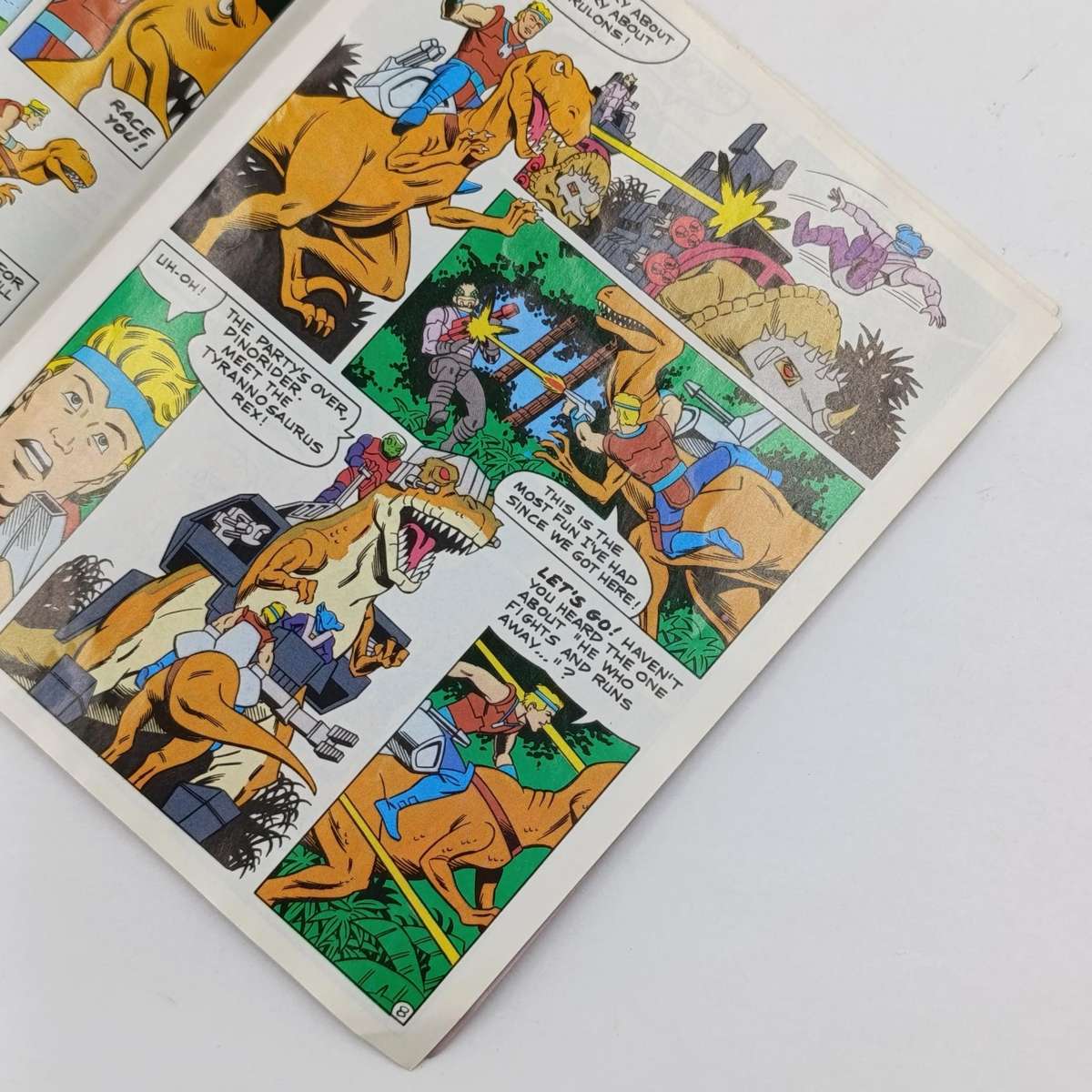 Lot of vintage Tyco Dino with \ Riders accessories action figurines