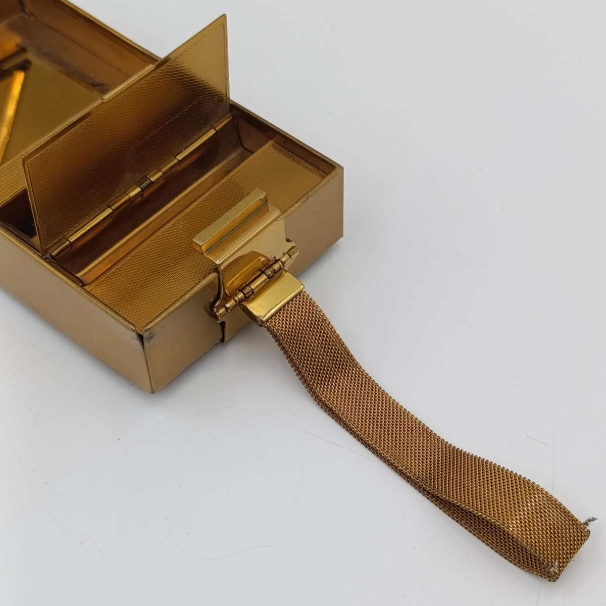 1930's LSM Parklane all-in-one vanity compact - gold colour - very unique