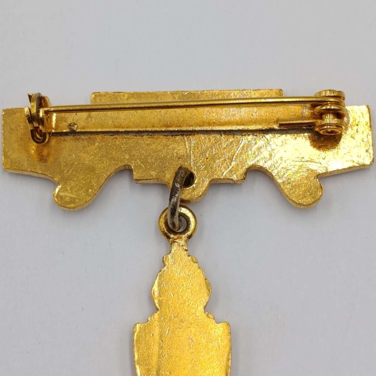 University of Pretoria vintage Asterhof brooch