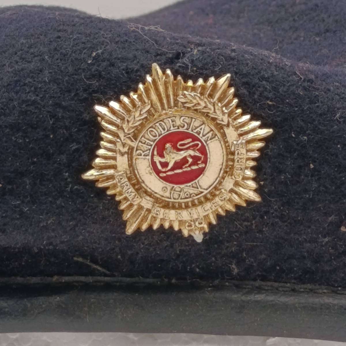 Rhodesian Army services corps beret with badge - size 52