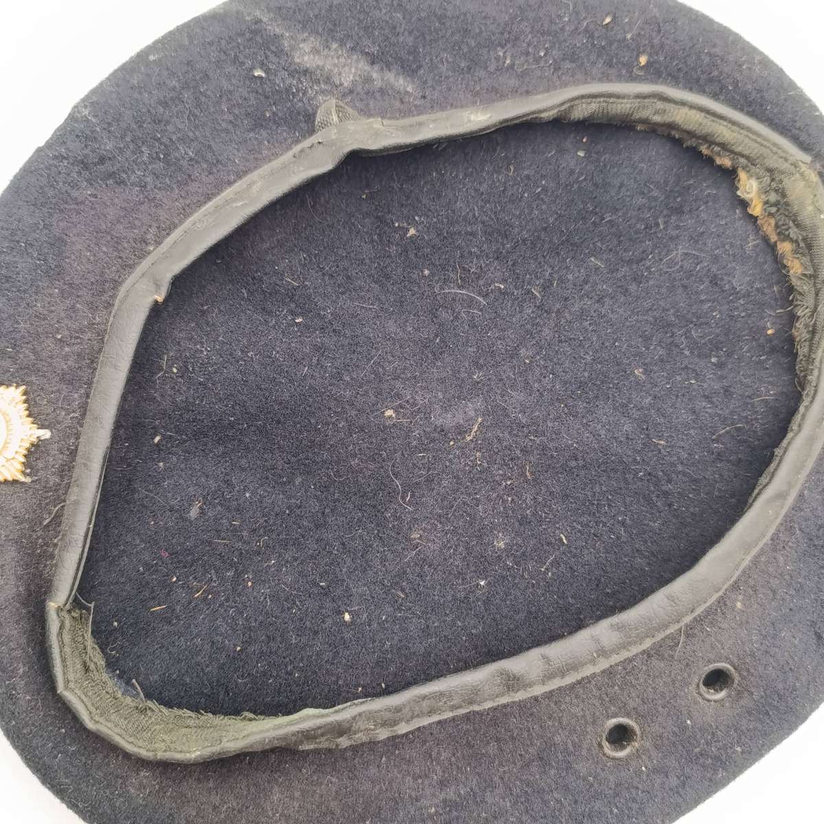 Rhodesian Army services corps beret with badge - size 52