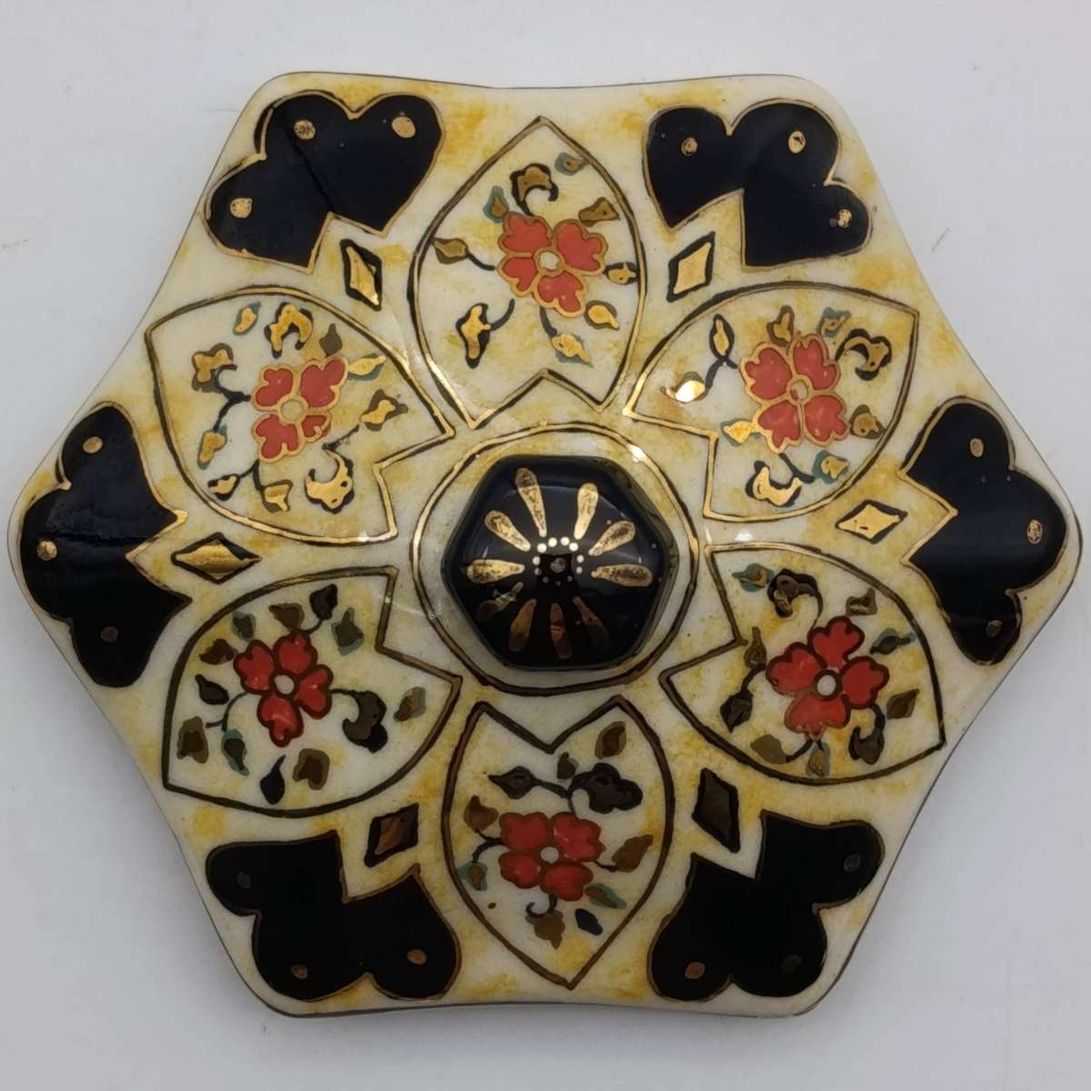 Zimbabwean handpainted porcelain trinket holder with lid - marked UVC103 by Cris