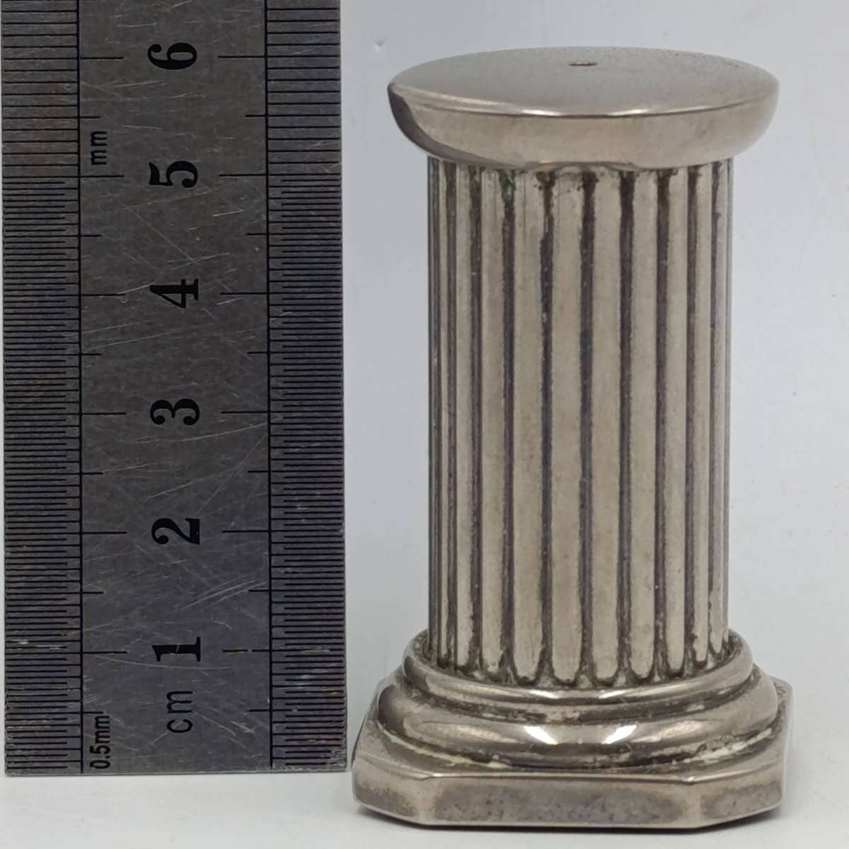 Pair of silverplated column pillar shaped salt and pepper shakers