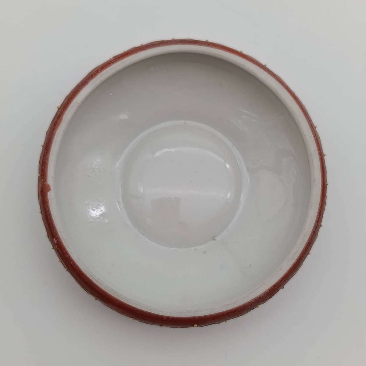 Vintage Chinese porcelain trinket holder with lid