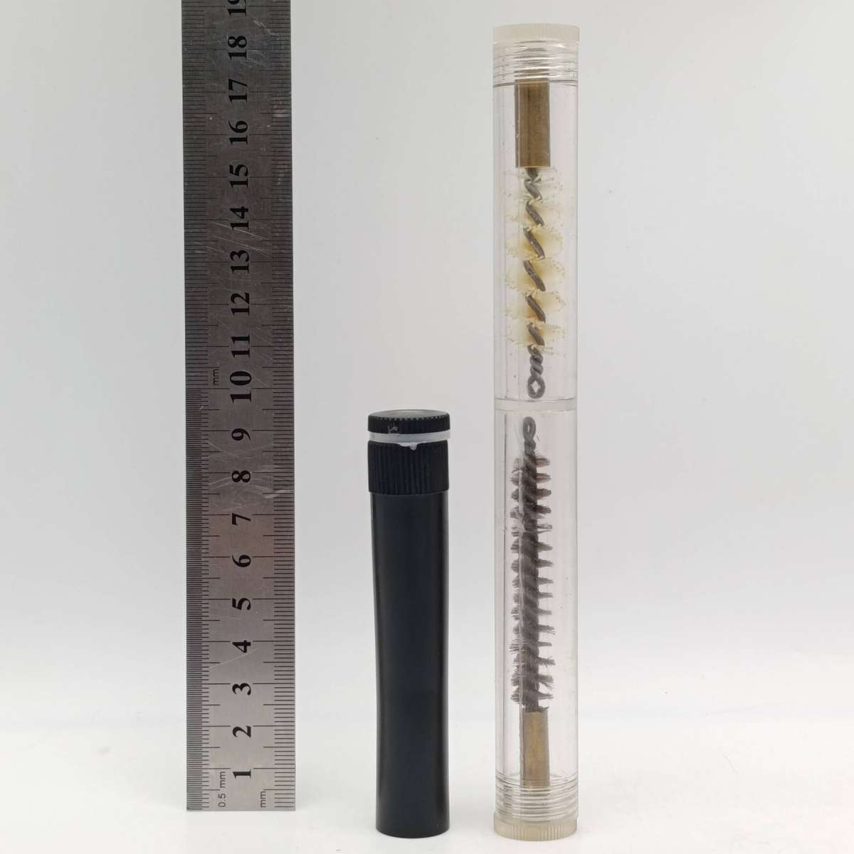 SADF R1 Rifle cleaning kit with brushes and oiler