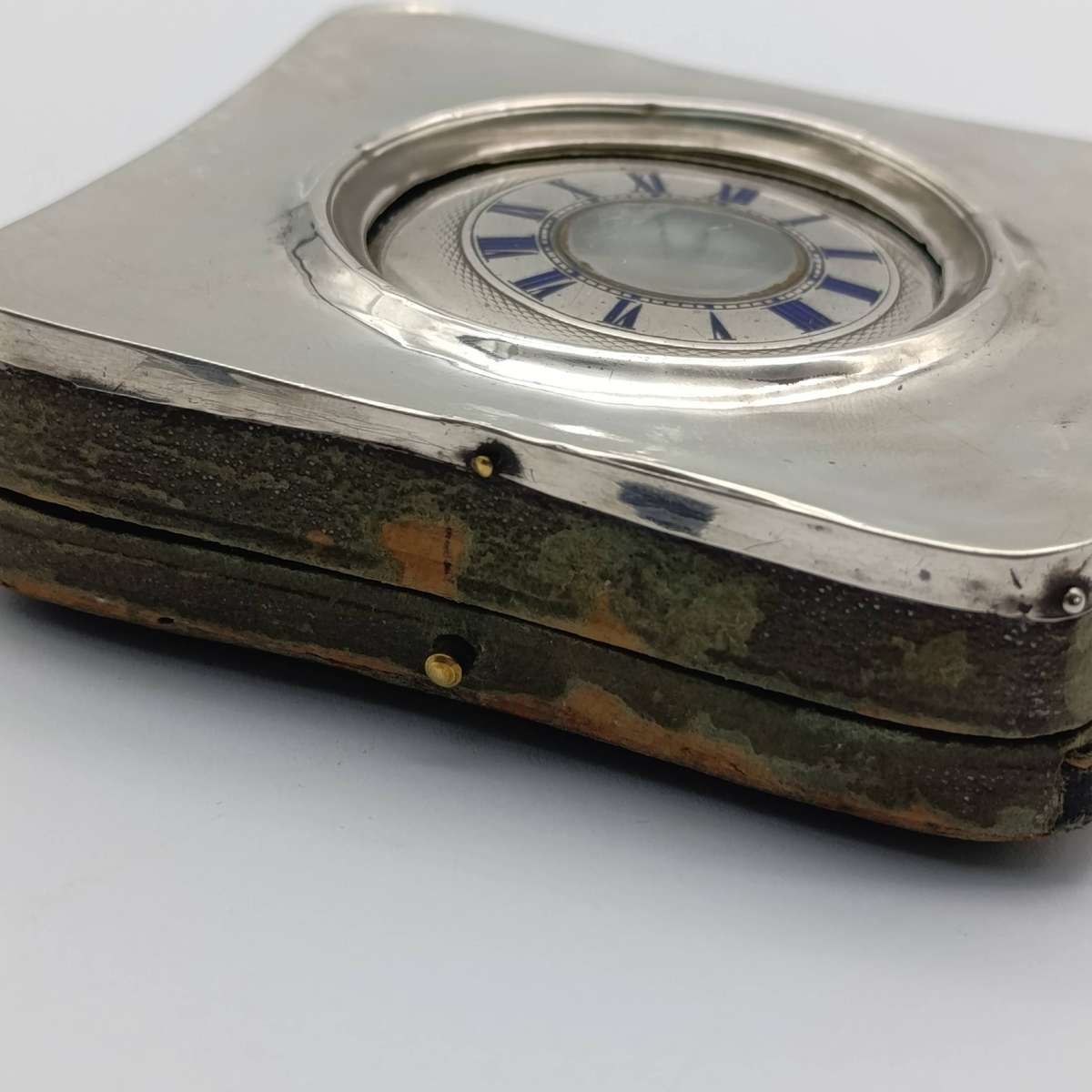 Antique hallmarked silver 1892 half hunter pocketwatch in silver front travelling case - working