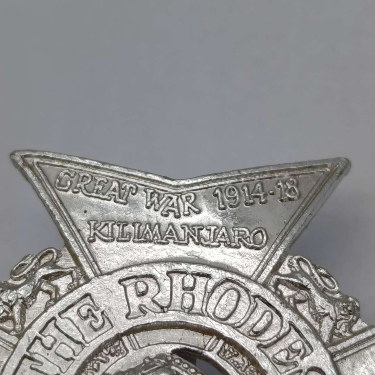 Rhodesian Regiment stay brite cap badge