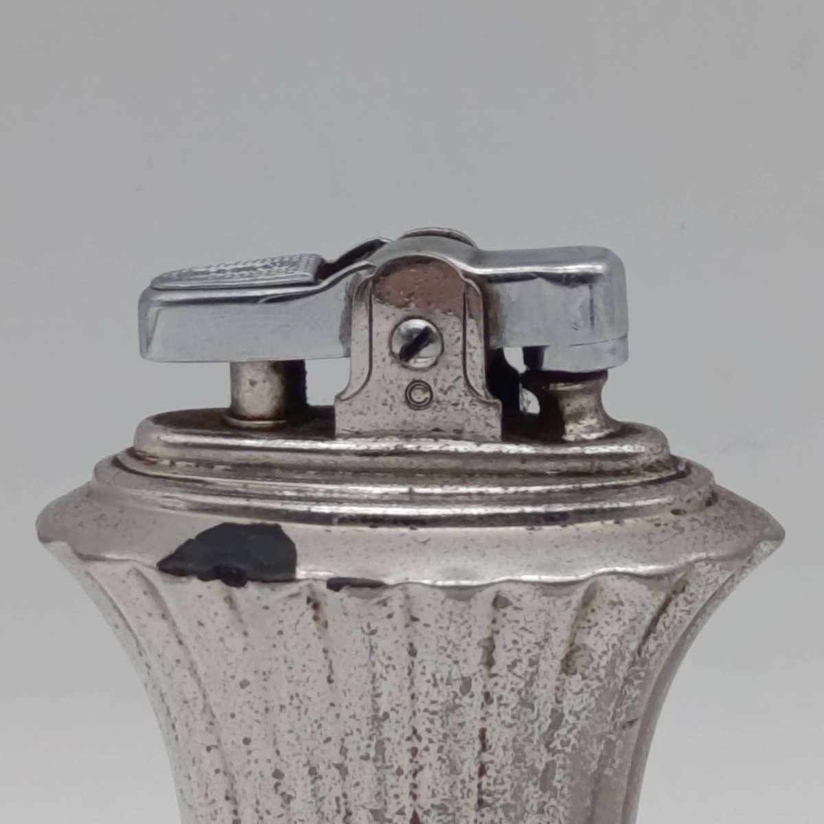 Vintage Ronson Newpot table lighter
