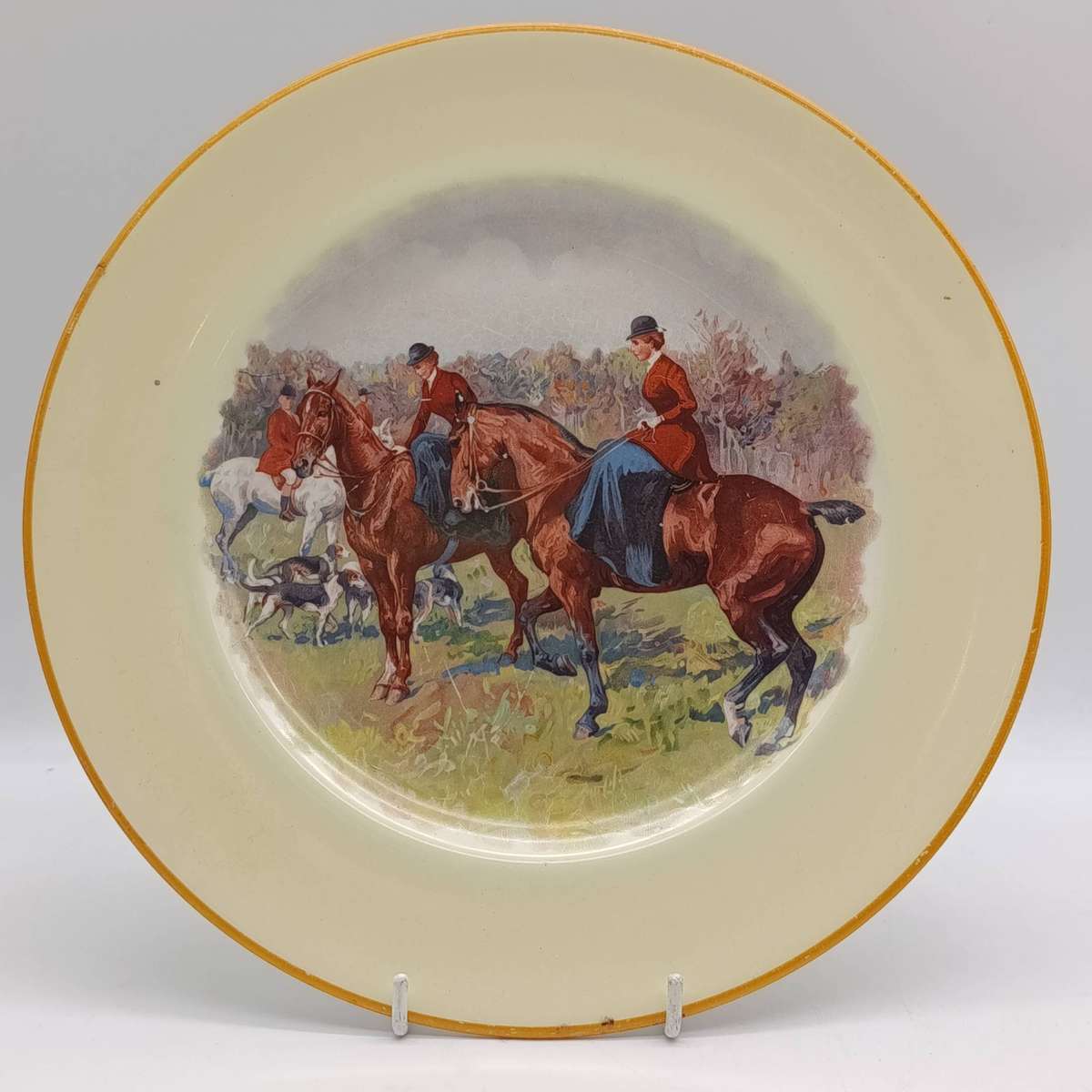 Vintage Johnson Brothers Pareek Fox hunting porcelain plate