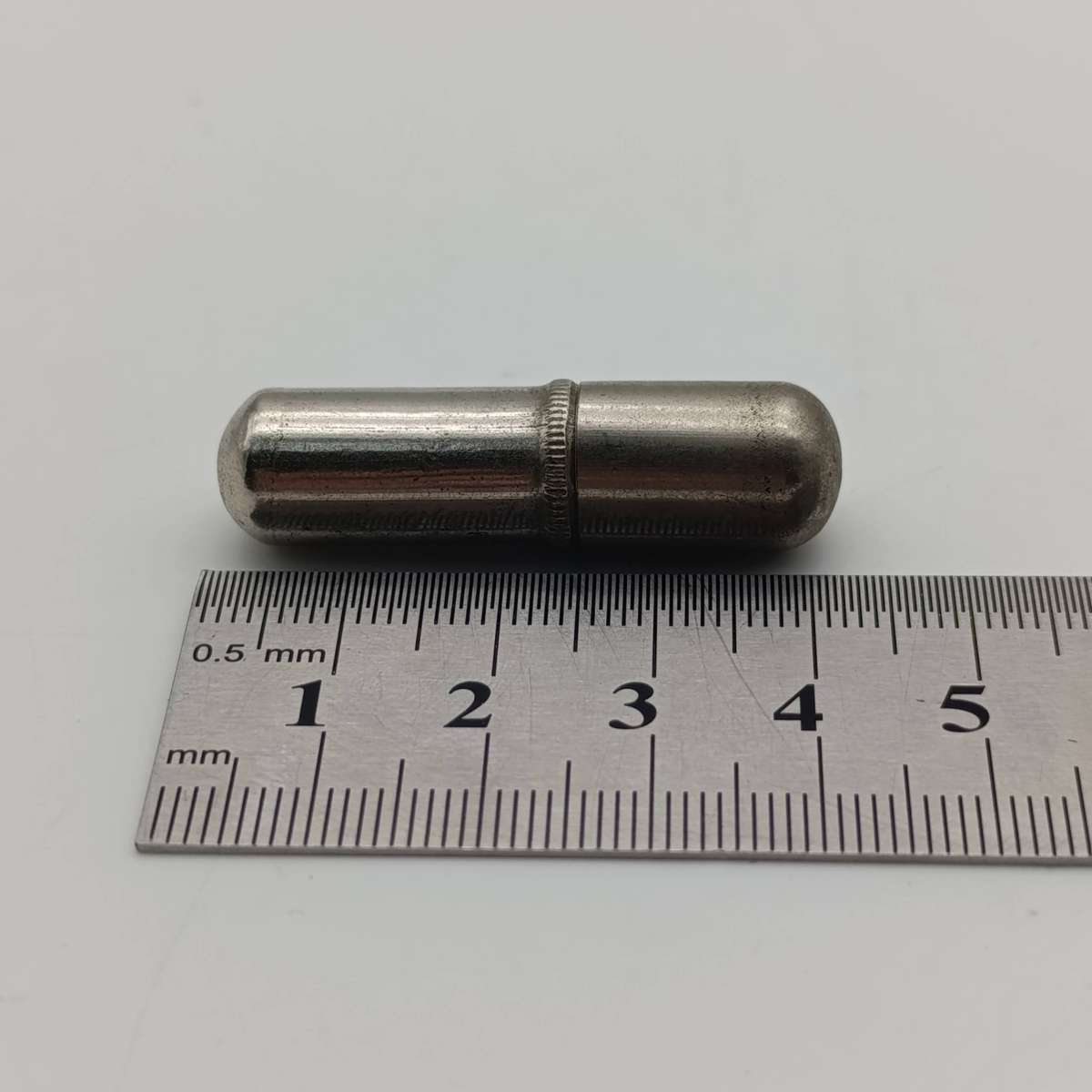 Lot of 4 vintage Violin planes and other tools for violin making