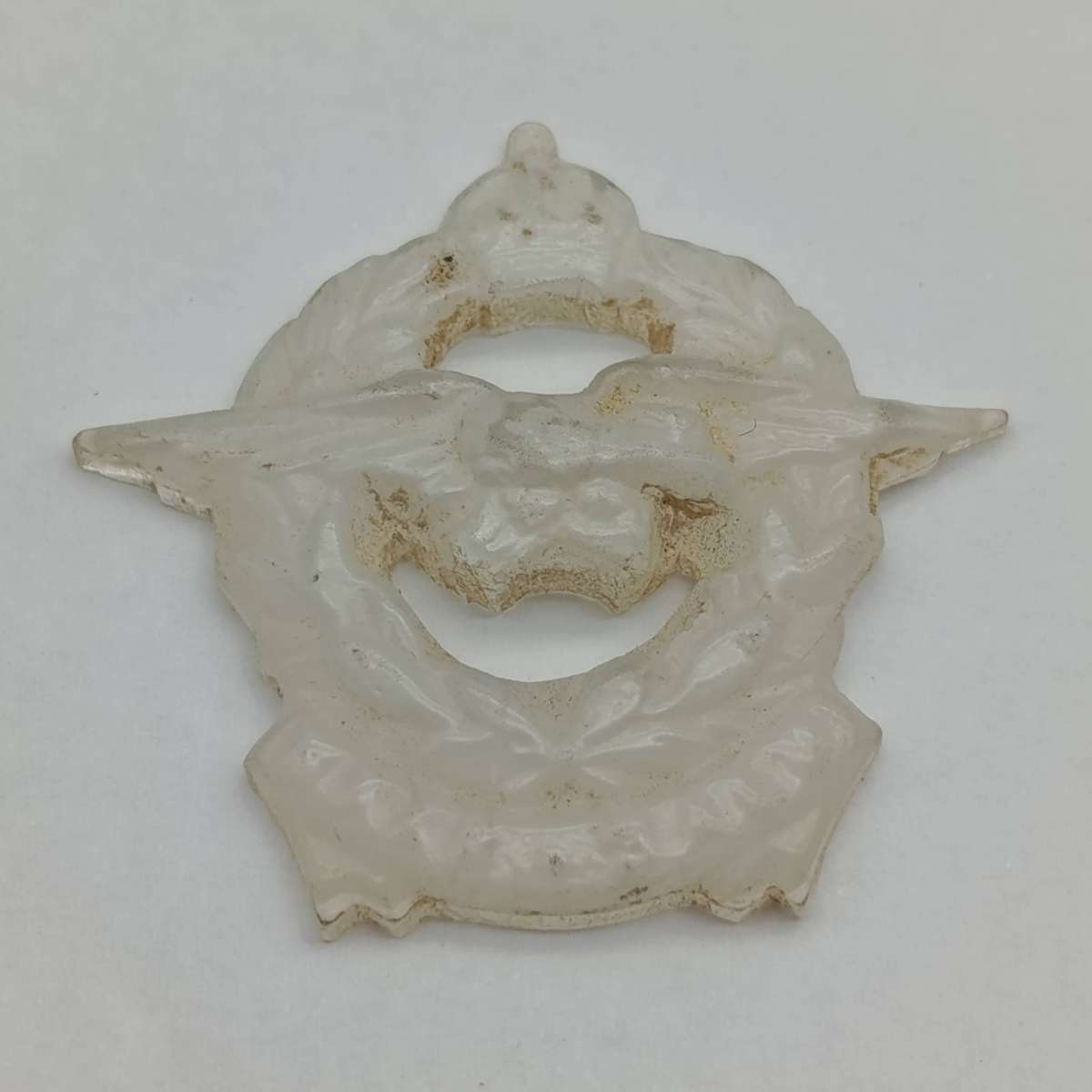 Perspex springbok SAAF badge & other items made by WW2 soldier