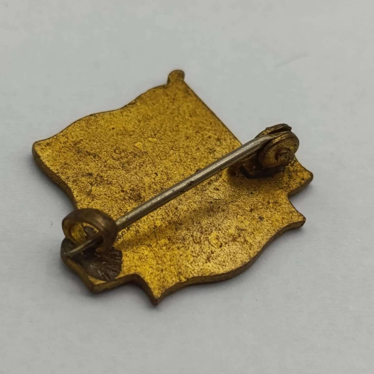 HMS Grantully Castle brooch badge