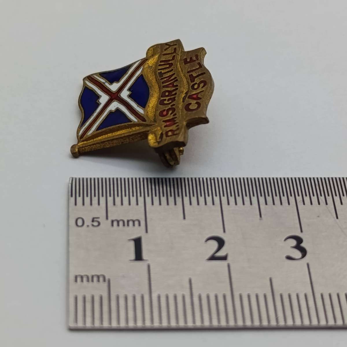 HMS Grantully Castle brooch badge