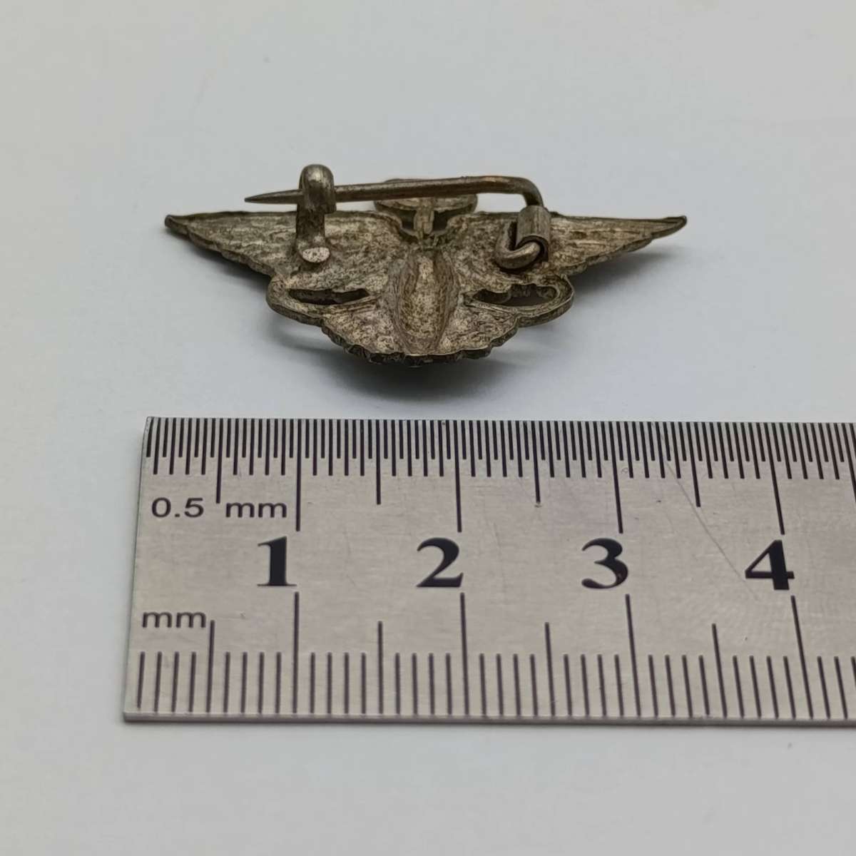 Austin motor company promotional pin badge