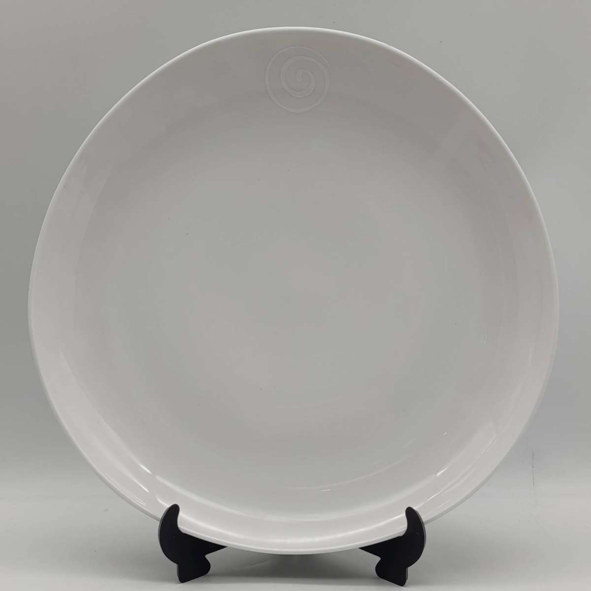 Set of 4 Carrol Boyes Swirl porcelain dinner plates
