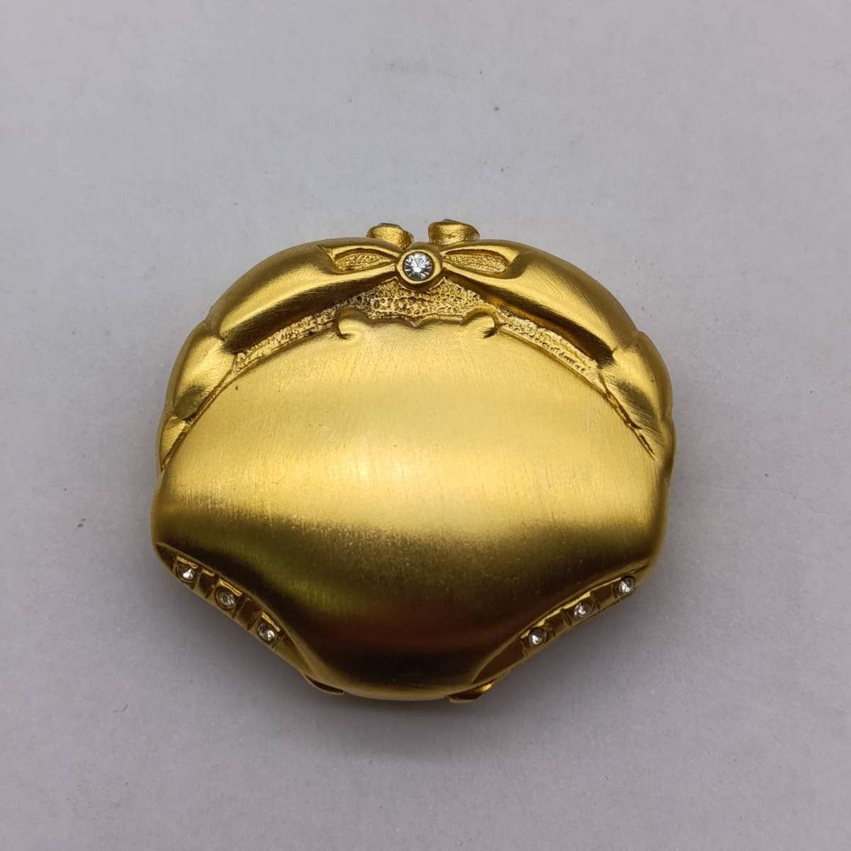 Estée Lauder solid perfume compact - Cancer zodiac edition