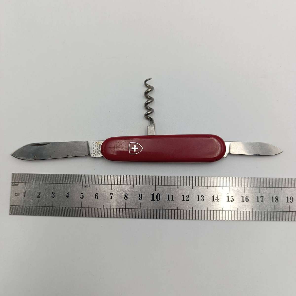 Victorinox 2-blade pocket knife with corkscrew - Swiss Army Knife