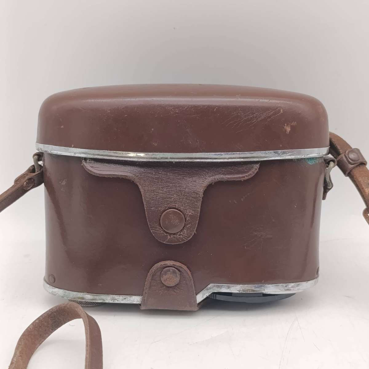 Vintage Kodak Ret-nette IIA 35mm camera in pouch
