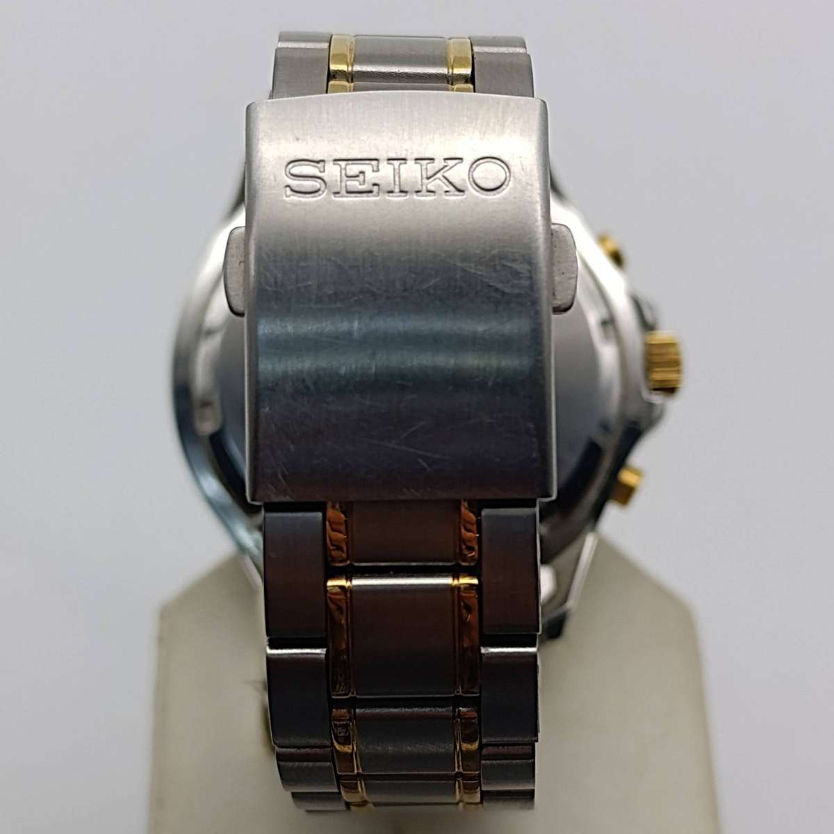 Seiko 4T57-OOEO Quartz chronograph mens watch - excellent working condition
