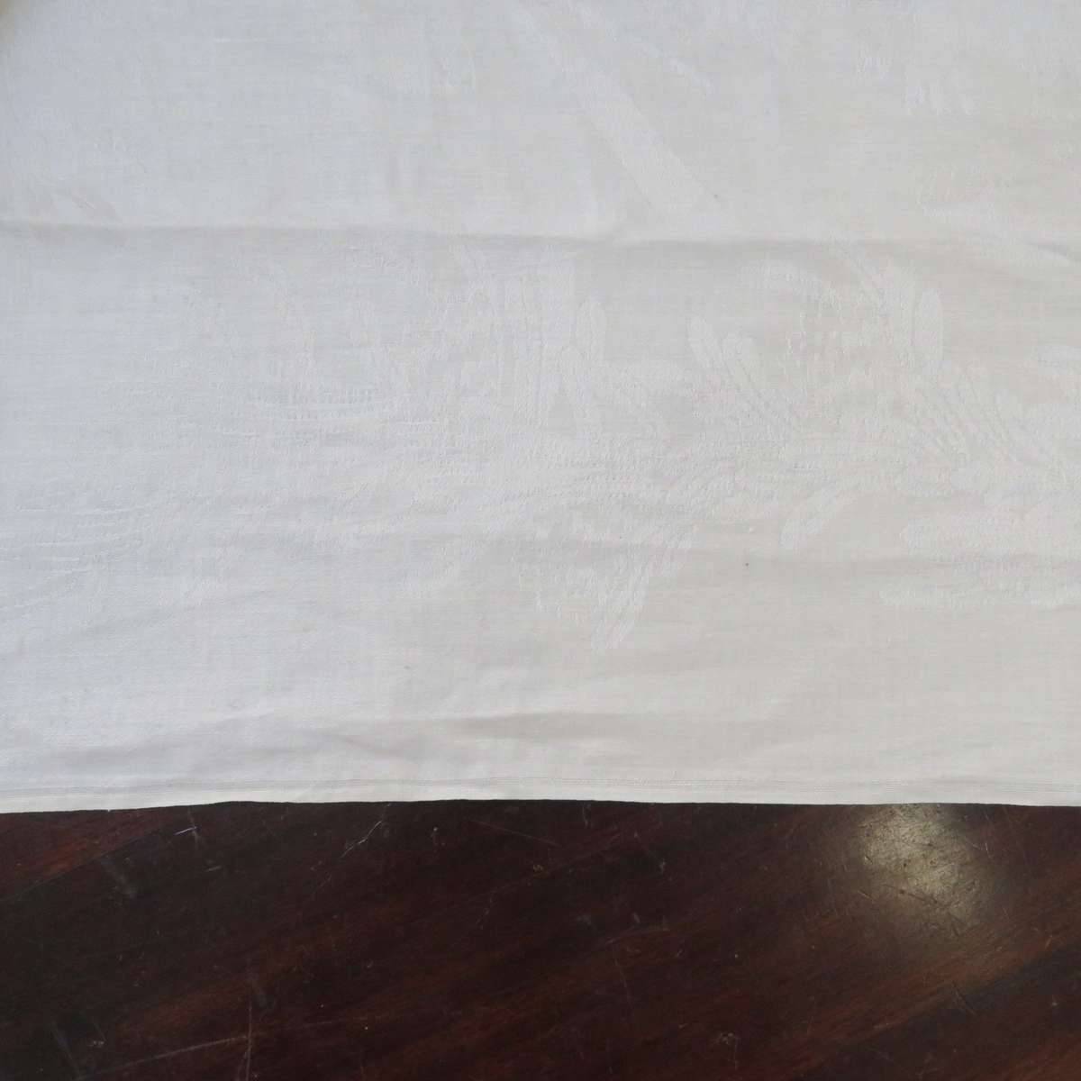 1838-1938 Centenary of the Great Trek ( Groot Trek) - Table cloth and 6 serviettes