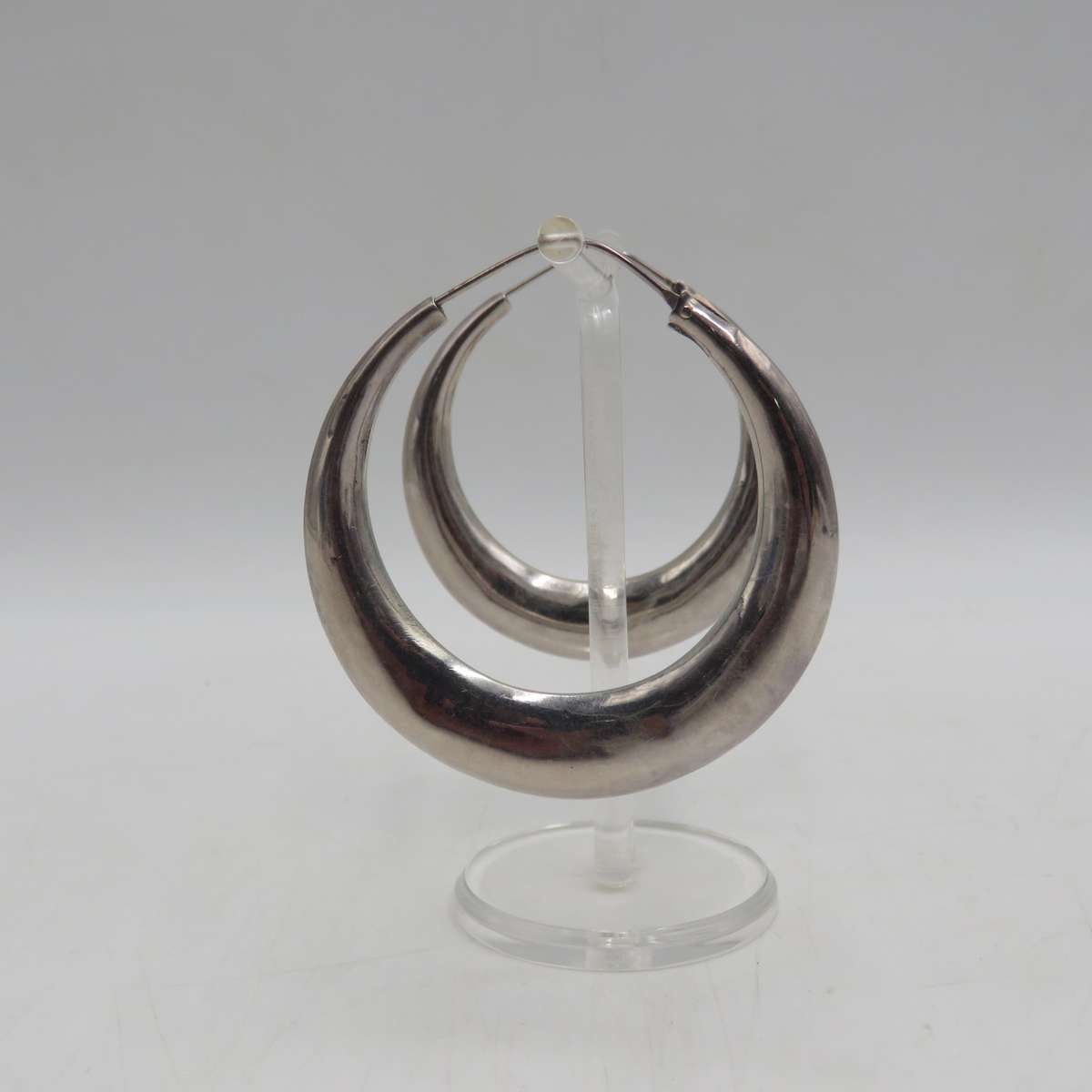 Pair of Large sterling silver hoop earrings - weighs 11,8 grams