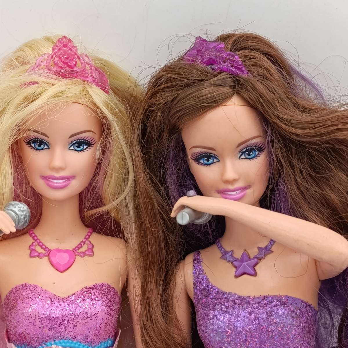 Barbie The princess and the popstar - Tori and Keira - one shoe missing