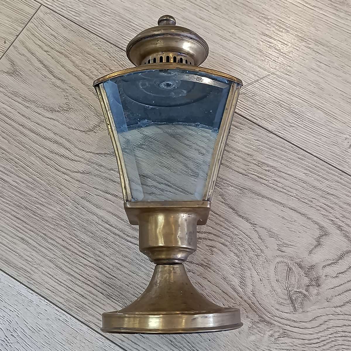 Vintage brass wall lantern with bevelled glass - no light fitting
