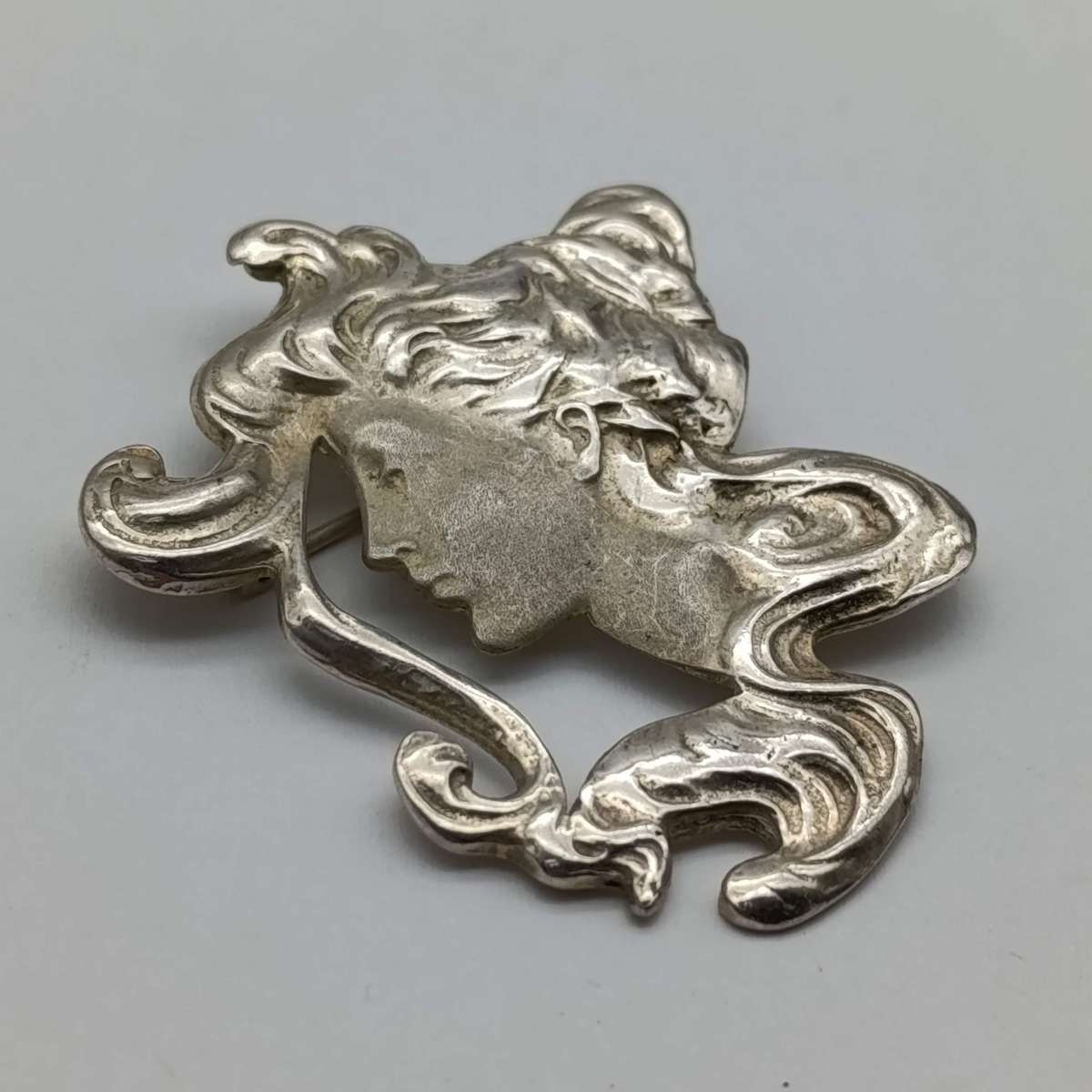 Vintage Sterling silver brooch