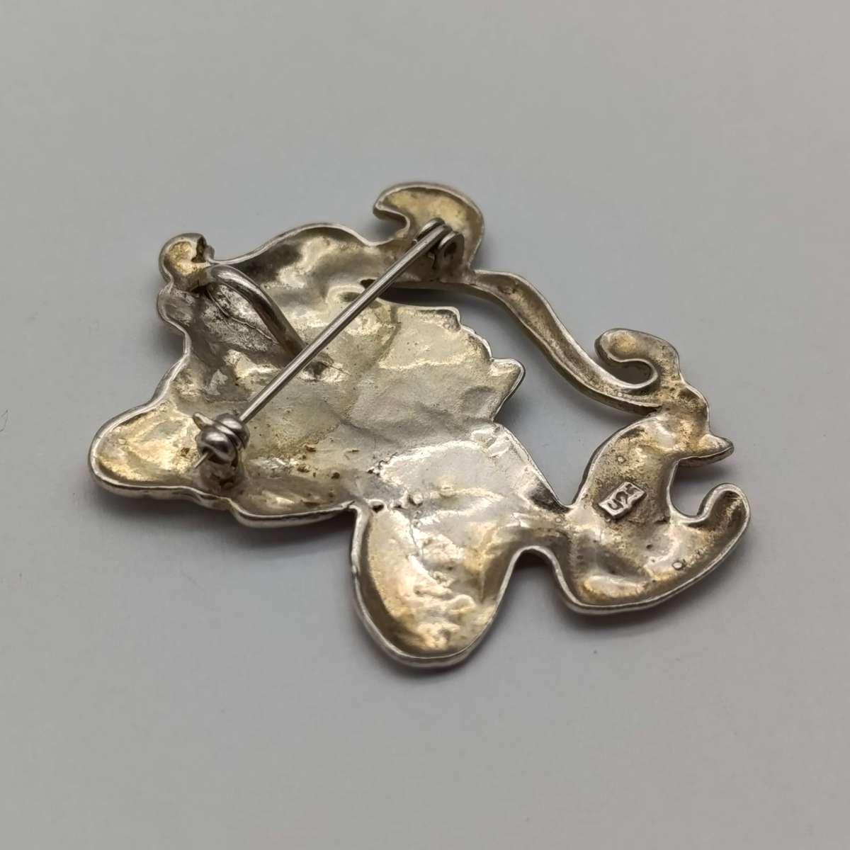 Vintage Sterling silver brooch