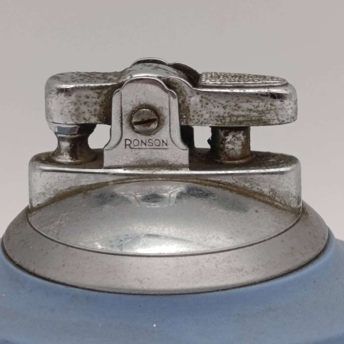 Vintage Ronson table lighter with Wedgewood base