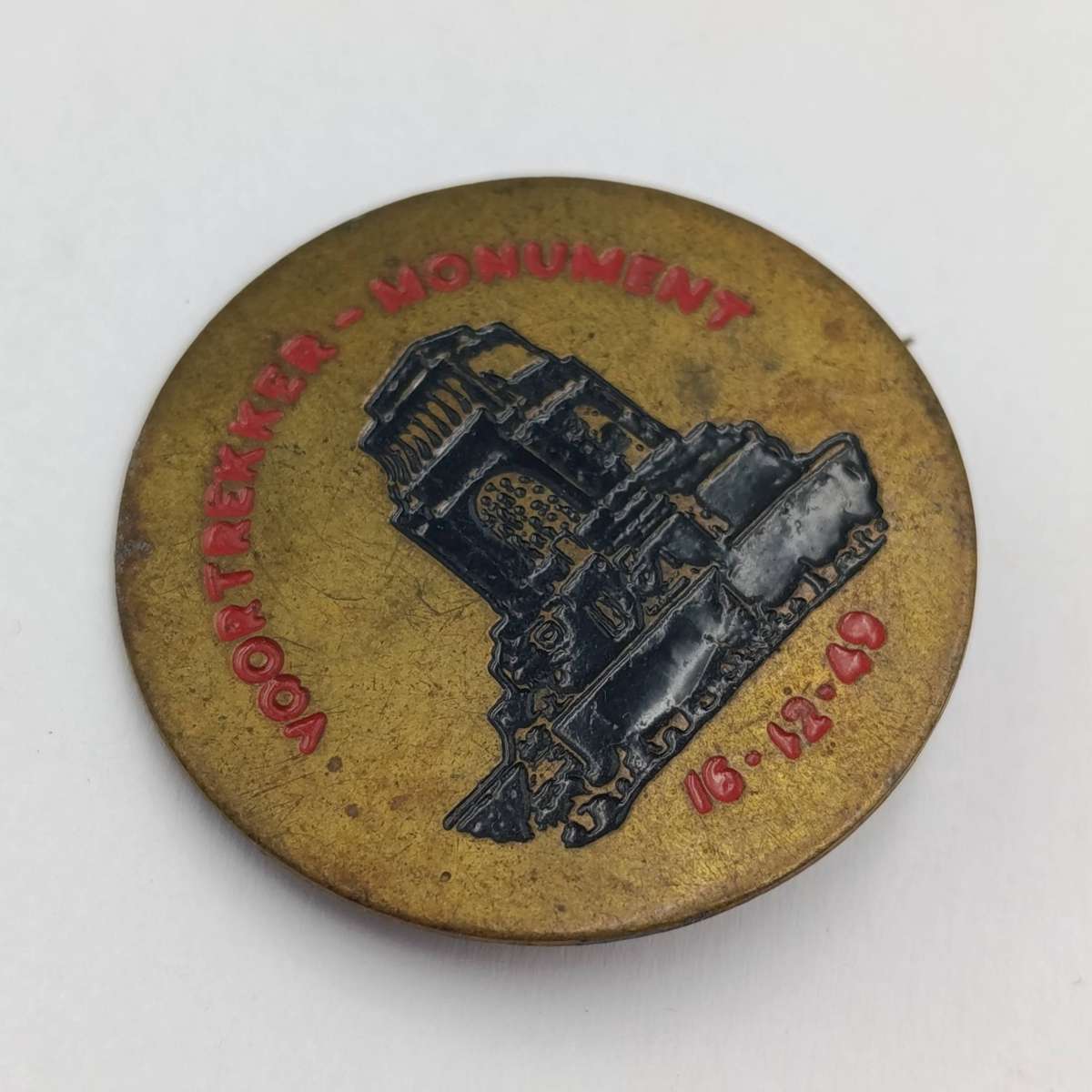 Vintage Voortrekker-Monument 1949 commemorative pin badge