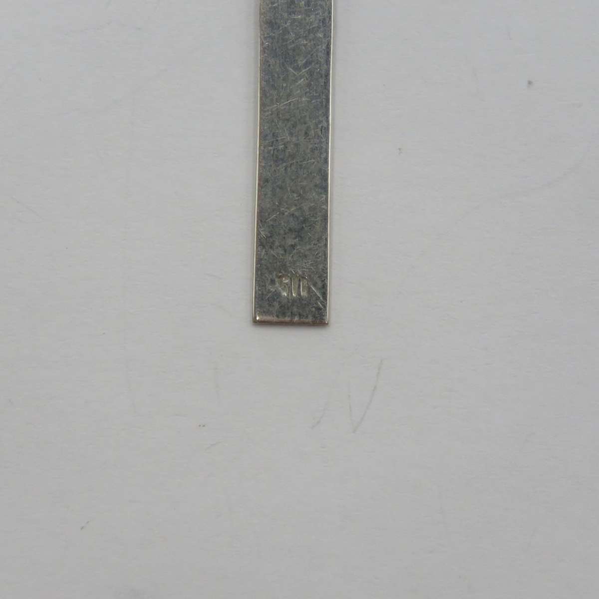 Vintage silver large cross pendant - weighs 3,0g