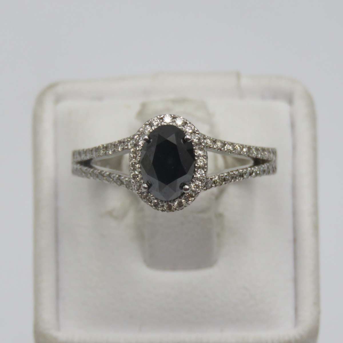 9kt White gold ring with black diamond of over 1ct plus 60 small diamonds - Size N