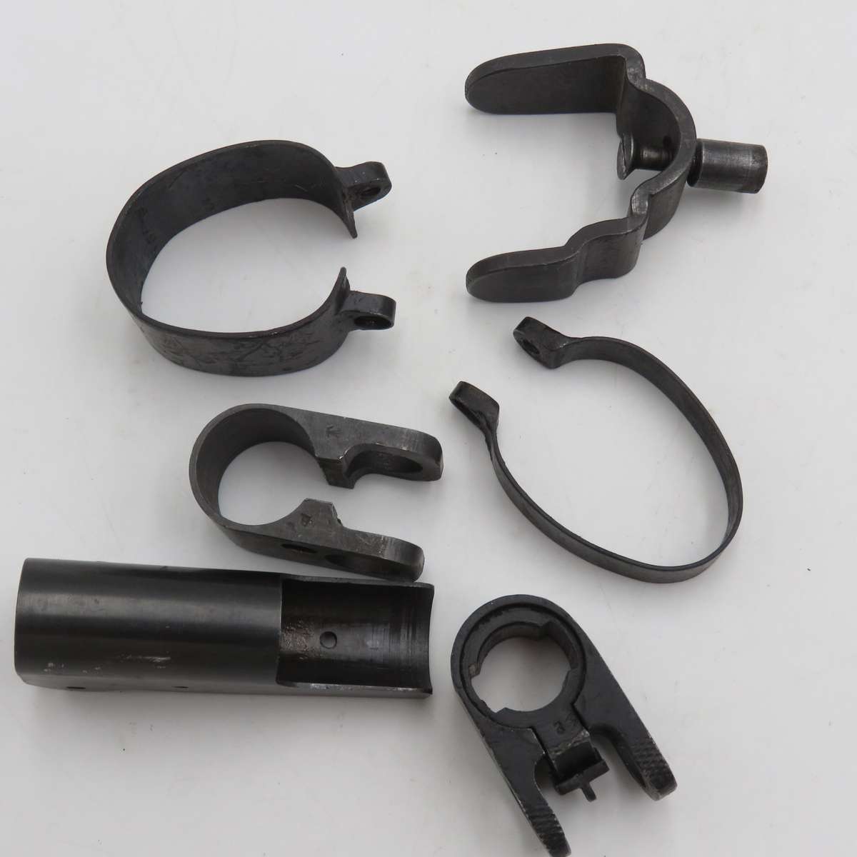 Lot of vintage rifle sight accessories