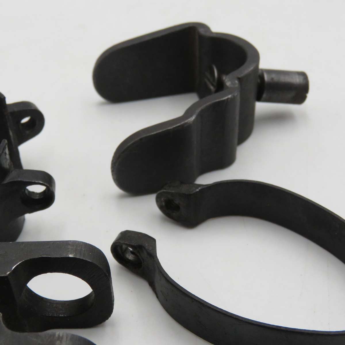 Lot of vintage rifle sight accessories