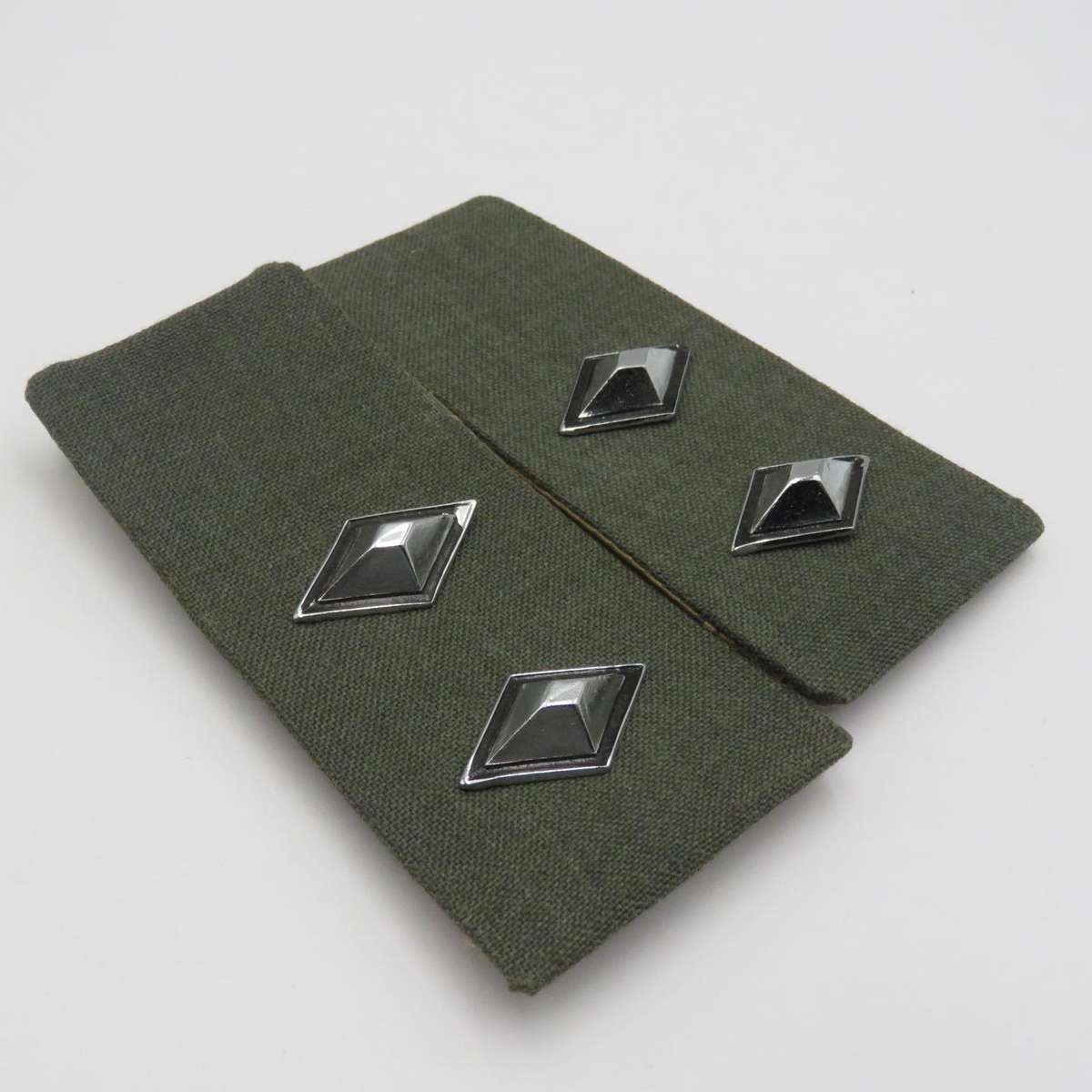 Pair of SWATF Lieutenant rank epaulettes