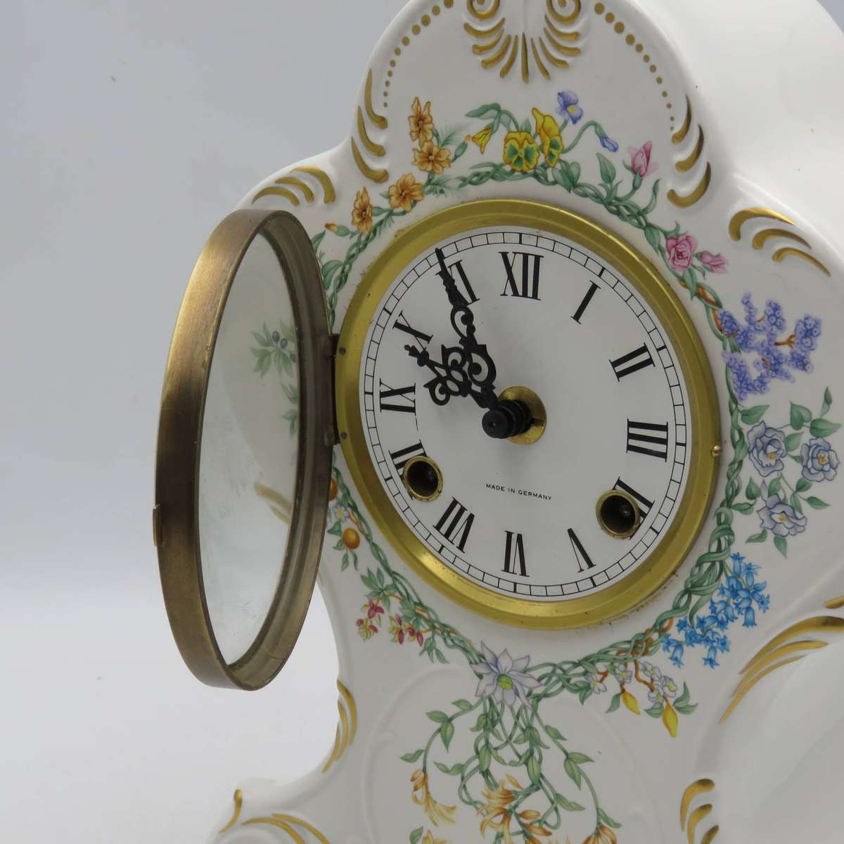Vintage German Hermle porcelain mantel clock - working