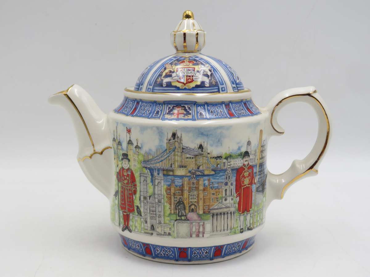 Vintage James Sadler Thameside Teapot