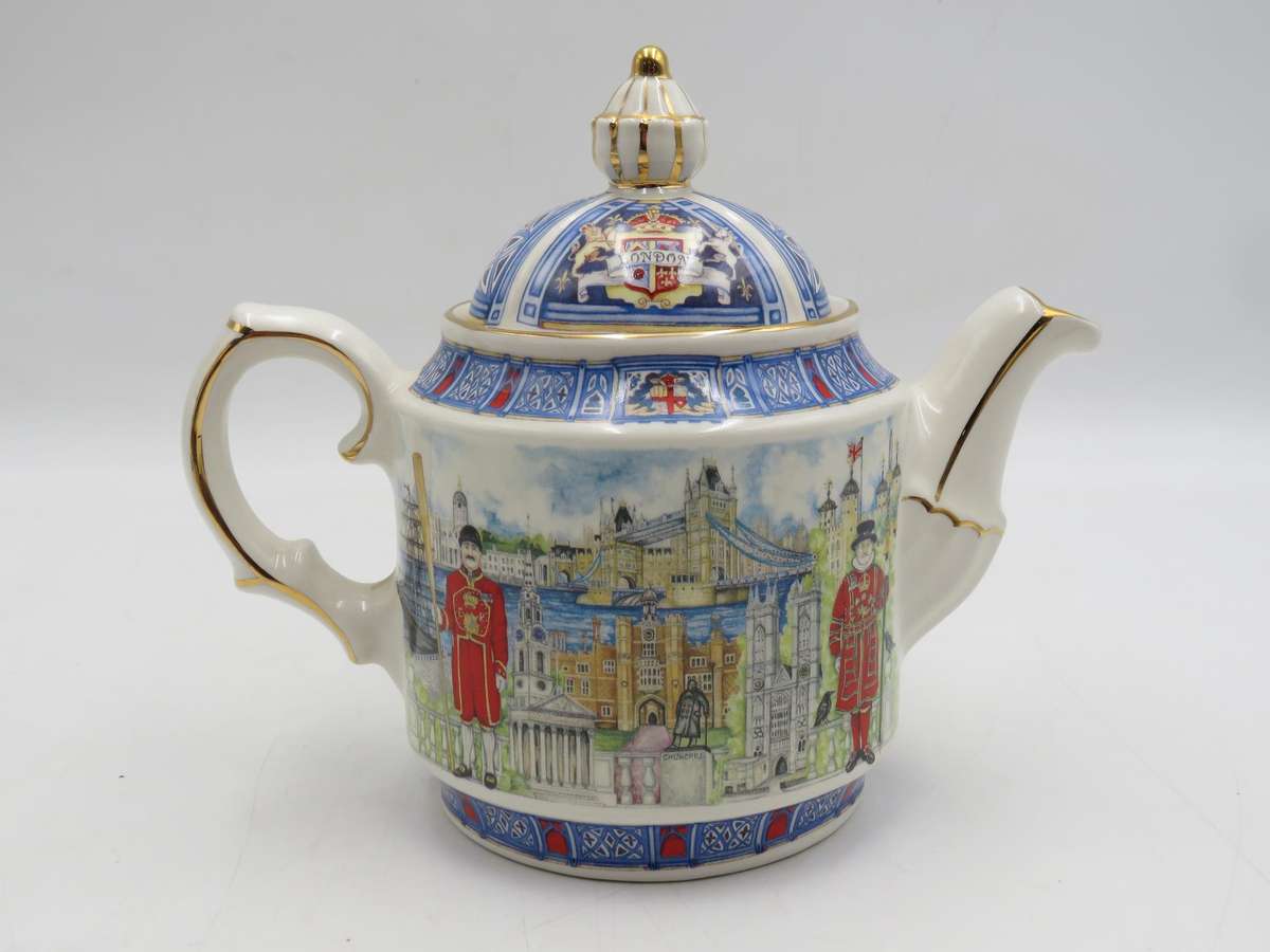 Vintage James Sadler Thameside Teapot
